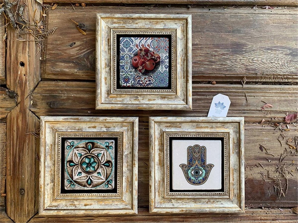 Oscar Stone Decor Çerçeveli Taş Duvar  Dekoru 20 x 20 cm Fatma ana eli Nar Desen