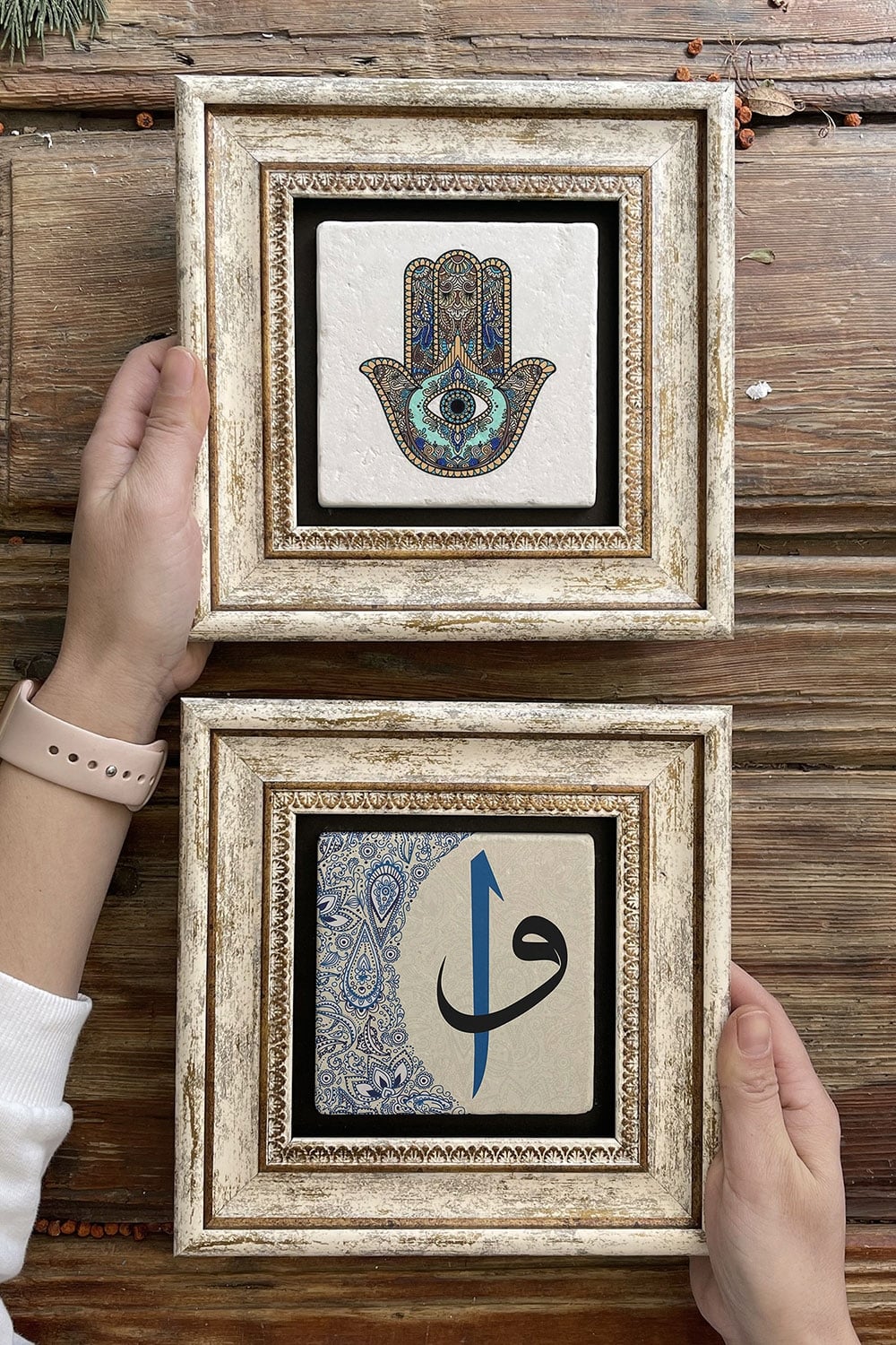 Oscar Stone Decor Çerçeveli Taş Duvar Dekoru Tablo 20x20cm 2'li Set (114-353) Fatma Ana Vav Elif