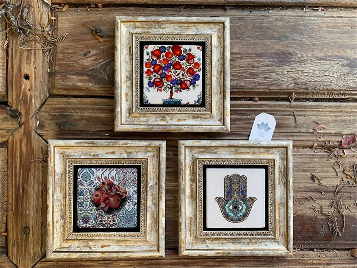 Oscar Stone Decor Çerçeveli Taş Duvar  Dekoru 20 x 20 cm 3 lü set Nar Ağacı Fatma Ana Eli ve Nar