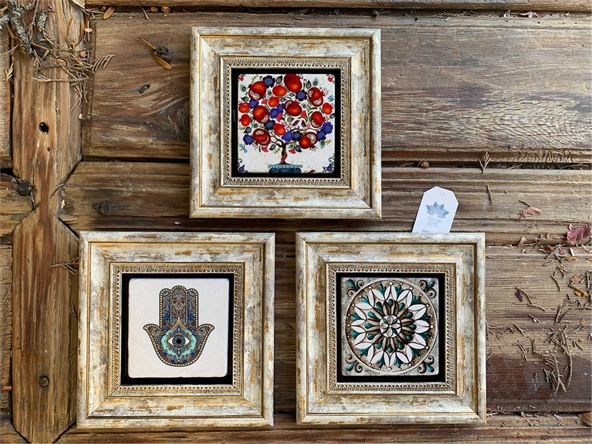 Oscar Stone Decor Çerçeveli Taş Duvar  Dekoru 20 x 20 cm Fatma ana eli Nar ağacı Desen
