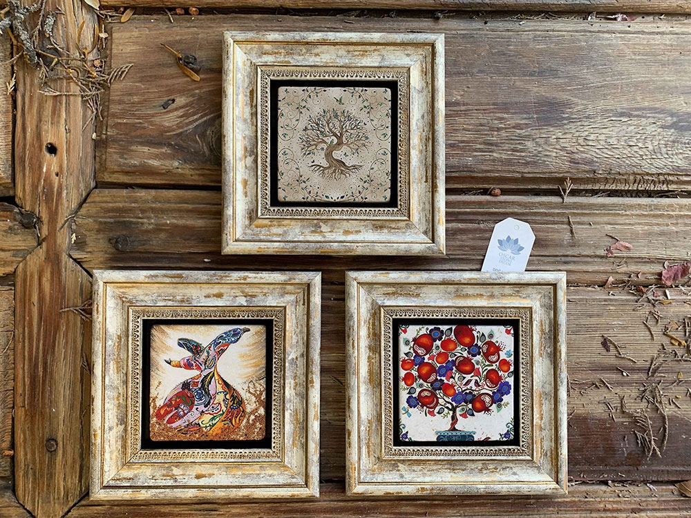Oscar Stone Decor Çerçeveli Taş Duvar Dekoru Tablo 3'lü Set 20x20cm Hayat Ağacı Semazen Nar Ağacı