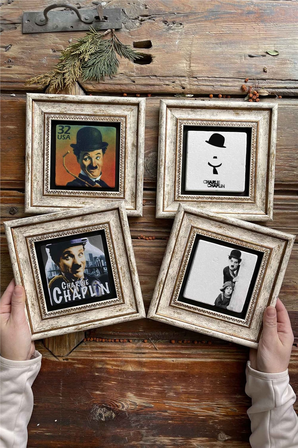 Oscar Stone Decor Çerçeveli Taş Tablo Duvar Dekoru 20x20cm 4'lü Set Charlie Chaplin Seti