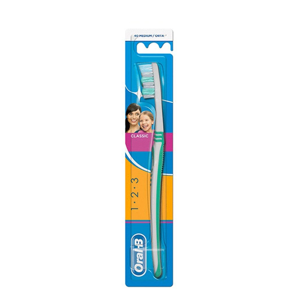 Oral-B Klasik 40 Medium Diş Fırçası