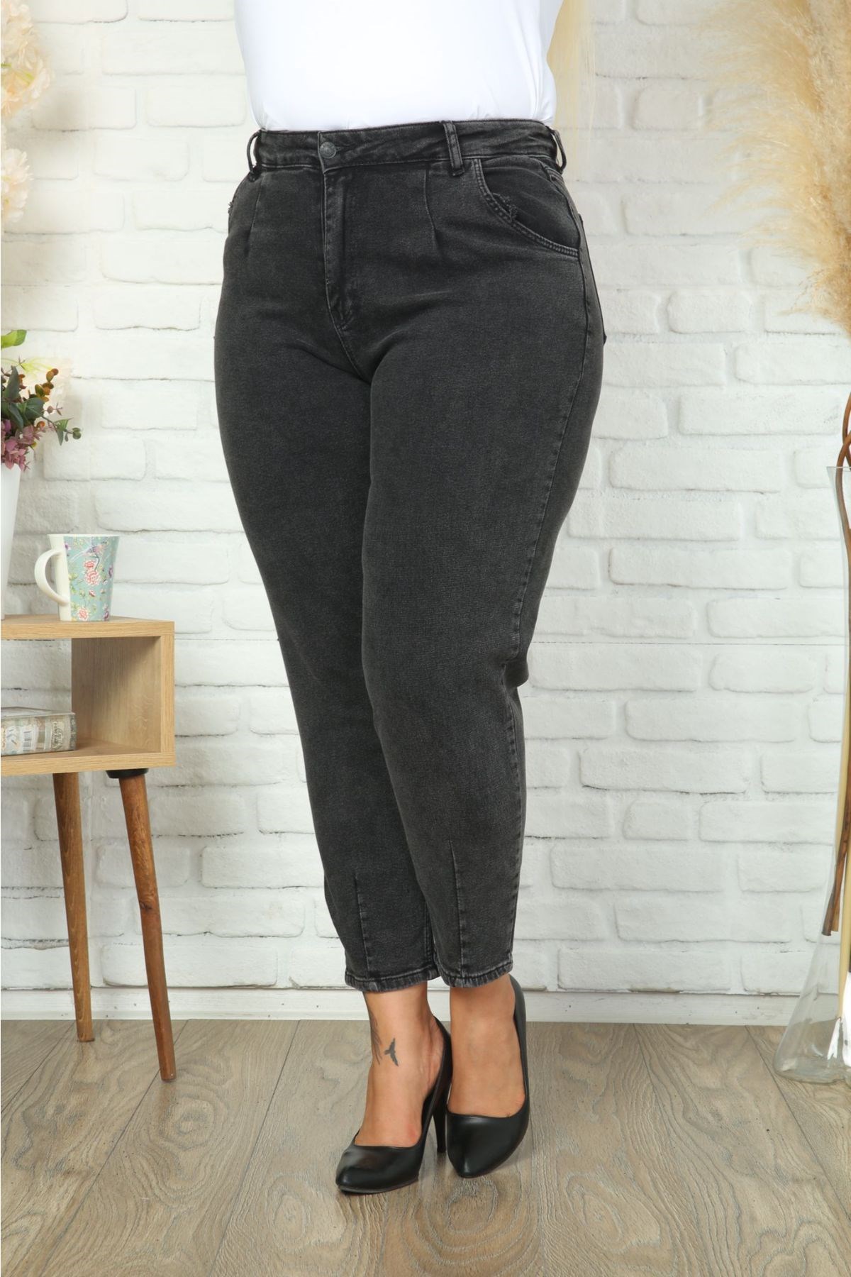 Kadın Siyah Düz Kesim Büyük Beden Kot Pantolon Jean