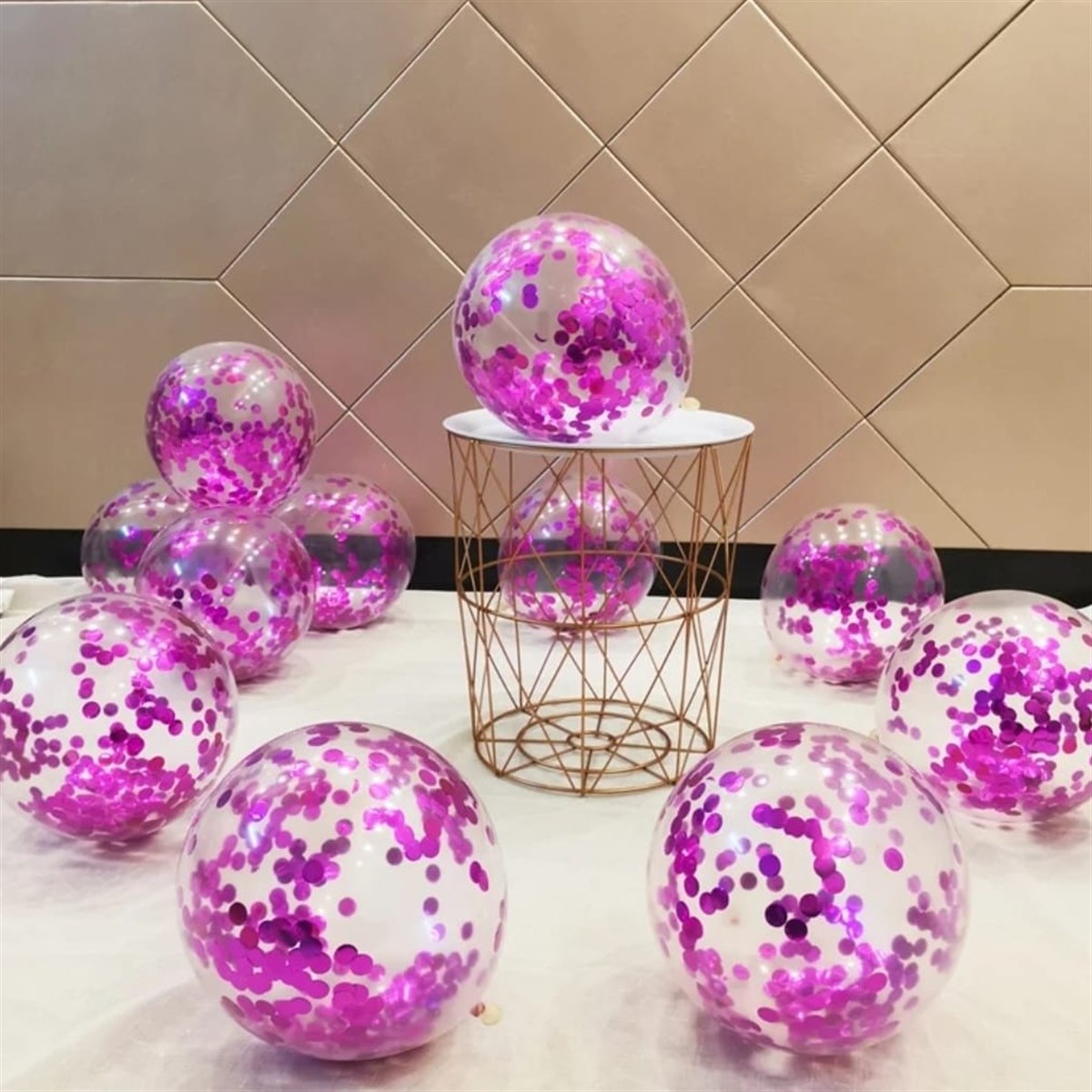 KBK Market Pembe Konfetili Şeffaf Balon 10 Adet