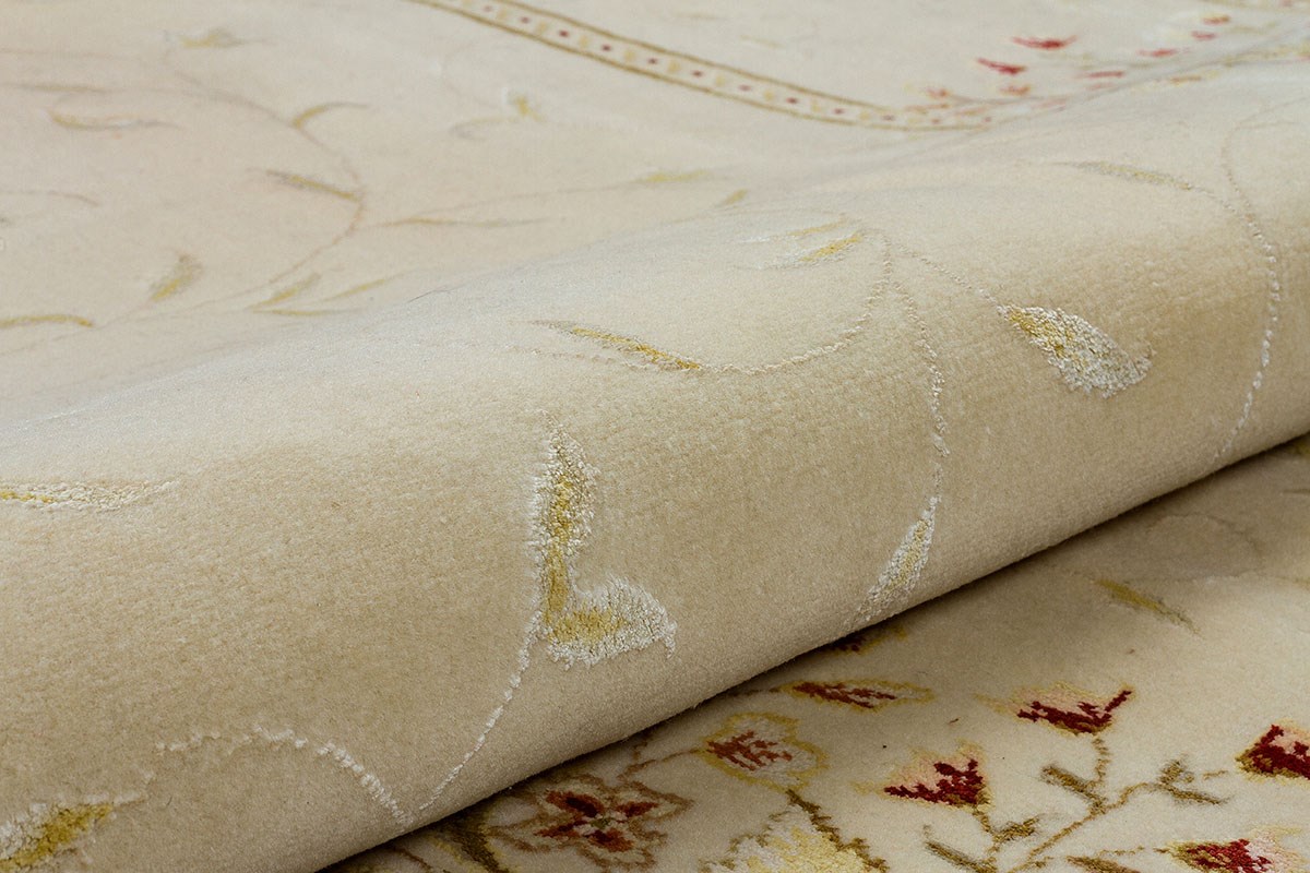 Avangart Tarzı Şık El Tezgah Dokuma İpek Halı IMPERIA 807/030