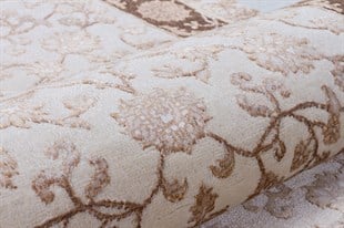 VERSAILLES 818-A IVORY/DARK BROWN