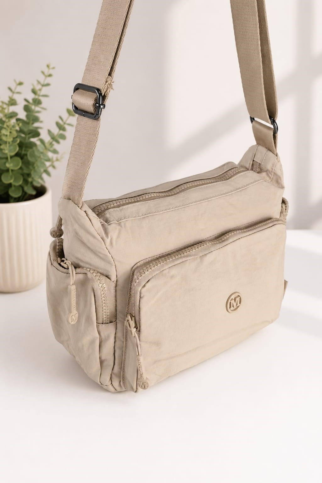 Martella Kipling Kumaş Postacı Çanta M17 Bej