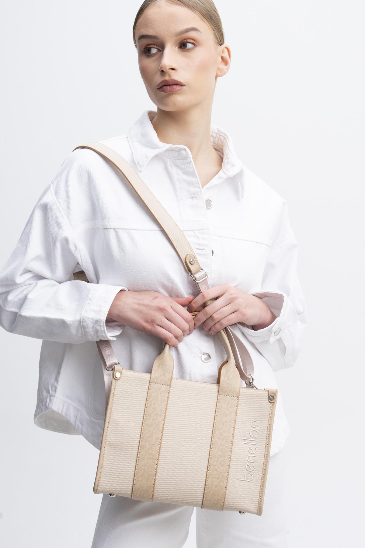 UNITED COLORS OF BENETTON BNT_1371 Bej