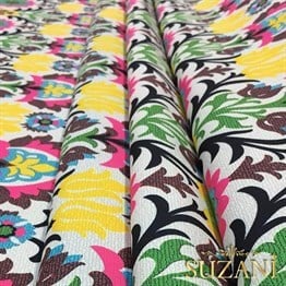 Açık Zemin Üzeri Goblen Desenli Kumaş