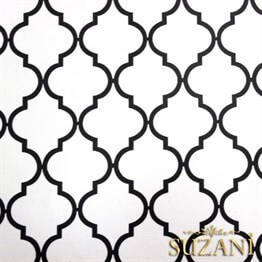 Beyaz Üzeri Gri Moroccan Desenli Kumaş