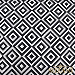 Siyah Beyaz İç içe Kareli Kumaş