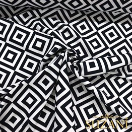 Siyah Beyaz İç içe Kareli Kumaş