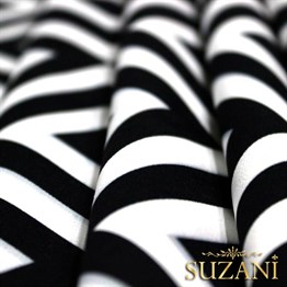 Siyah Beyaz İç içe Kareli Kumaş