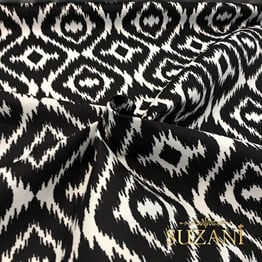 Siyah Beyaz İkat Kumaş