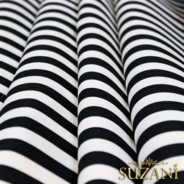 Siyah İnce Çizgili Kumaş