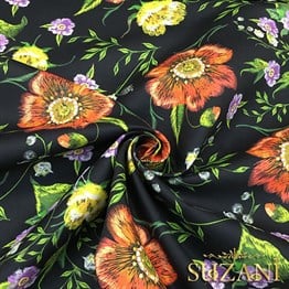 Siyah Üzeri Kırmızı Mor Çiçekli Kumaş