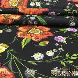 Siyah Üzeri Kırmızı Mor Çiçekli Kumaş