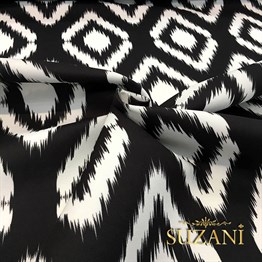 Siyah Zemin İkat Kumaş