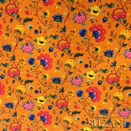Turuncu Zemin Klasik Çiçekli Kumaş