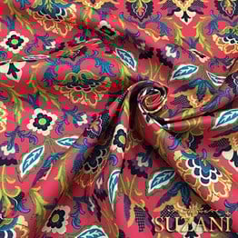 Yanık Turuncu Üzeri Goblen Desenli Kumaş