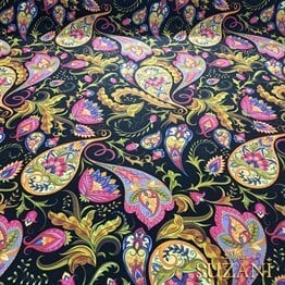 Altın Renkli Şal Desenli Kumaş