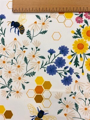 Bal Arısı Desenli Dijital Baskılı Kumaş