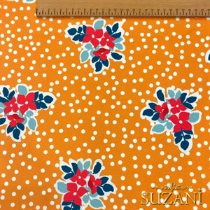 Benekli Çiçekler Dijital Baskılı Kumaş