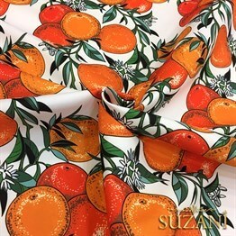 Beyaz Zemin Greyfurt Desenli Kumaş