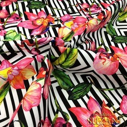 Çiçekli Sarmaşık Desenli Kumaş