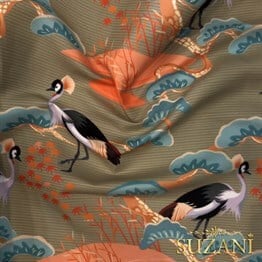 Çizgi Zeminli Turna Desenli Dijital Baskılı Kumaş