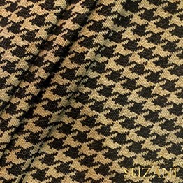 Çuval Zemin Kahve Büyük Kazayağı Desenli Dijital Baskılı Kumaş