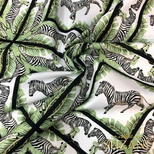 Diagonal Zebra Desenli Dijital Baskılı Kumaş