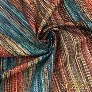 Dokulu Çizgi Desenli Dijital Baskılı Kumaş