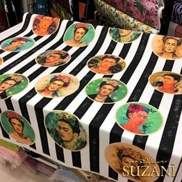 Frida Kahlo Desenli Çizgili Kumaş