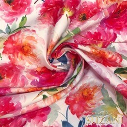 Fuşya Soft Çiçekli Dijital Baskılı Kumaş