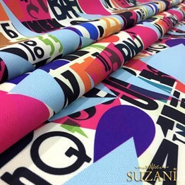 Geometrik Harfler Desenli Kumaş