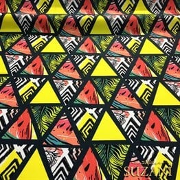 Karpuzlu Üçgenler Desenli Kumaş