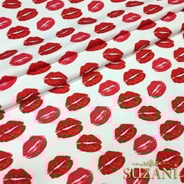 Kırmızı Dudak Desenli Kumaş
