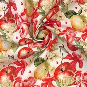 Kırmızı Elma Desenli Dijital Baskılı Kumaş
