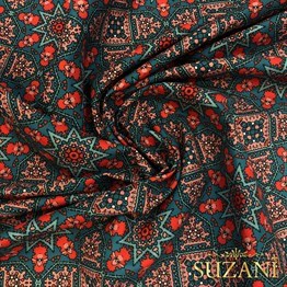 Kontrast Etnik Motifli Dijital Baskılı Kumaş