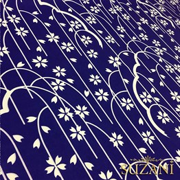 Lacivert Zemin Dallar ve Çiçekler Desenli Kumaş