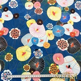 Mantarlar ve Çiçekler Desenli Kumaş