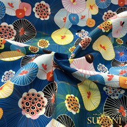 Mantarlar ve Çiçekler Desenli Kumaş