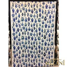 Mavi Çini Vazolar Desenli Kumaş