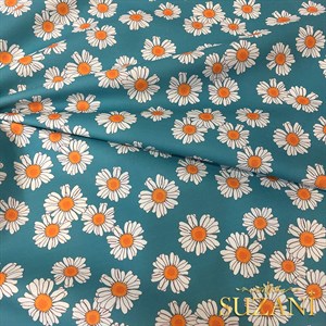 Mavi Papatya Desenli Dijital Baskılı Kumaş