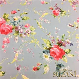 Mavi Zemin Güller Desenli Kumaş