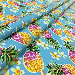 Mint Zemin Fuşya Ananaslar Desenli Kumaş