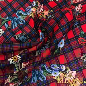 Nakışlı Ekose Desenli Dijital Baskılı Kumaş