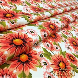 Pembe Çiçekler Desenli Kumaş